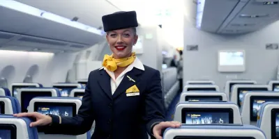 Özel Jet ile Tarifeli Uçuş: Kabin Memuru Maaş Farkı Nasıl Değişiyor?